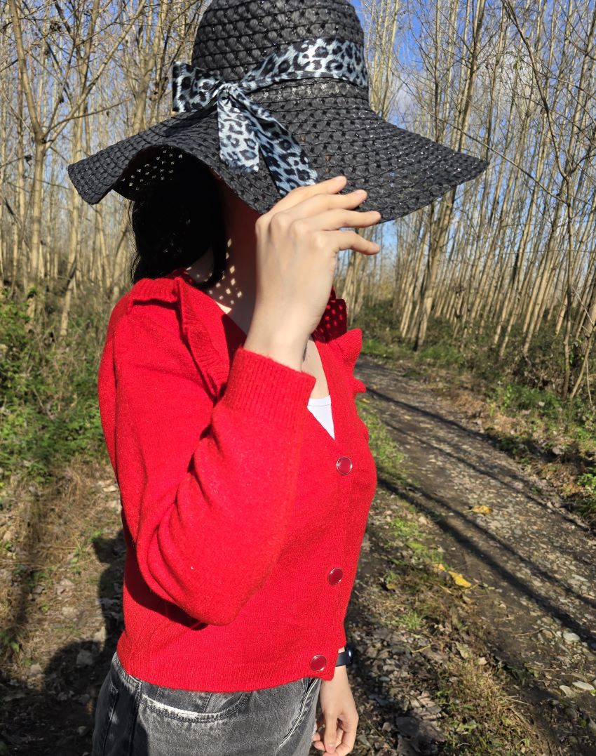 ژاکت بافت یقه هفت چین دار